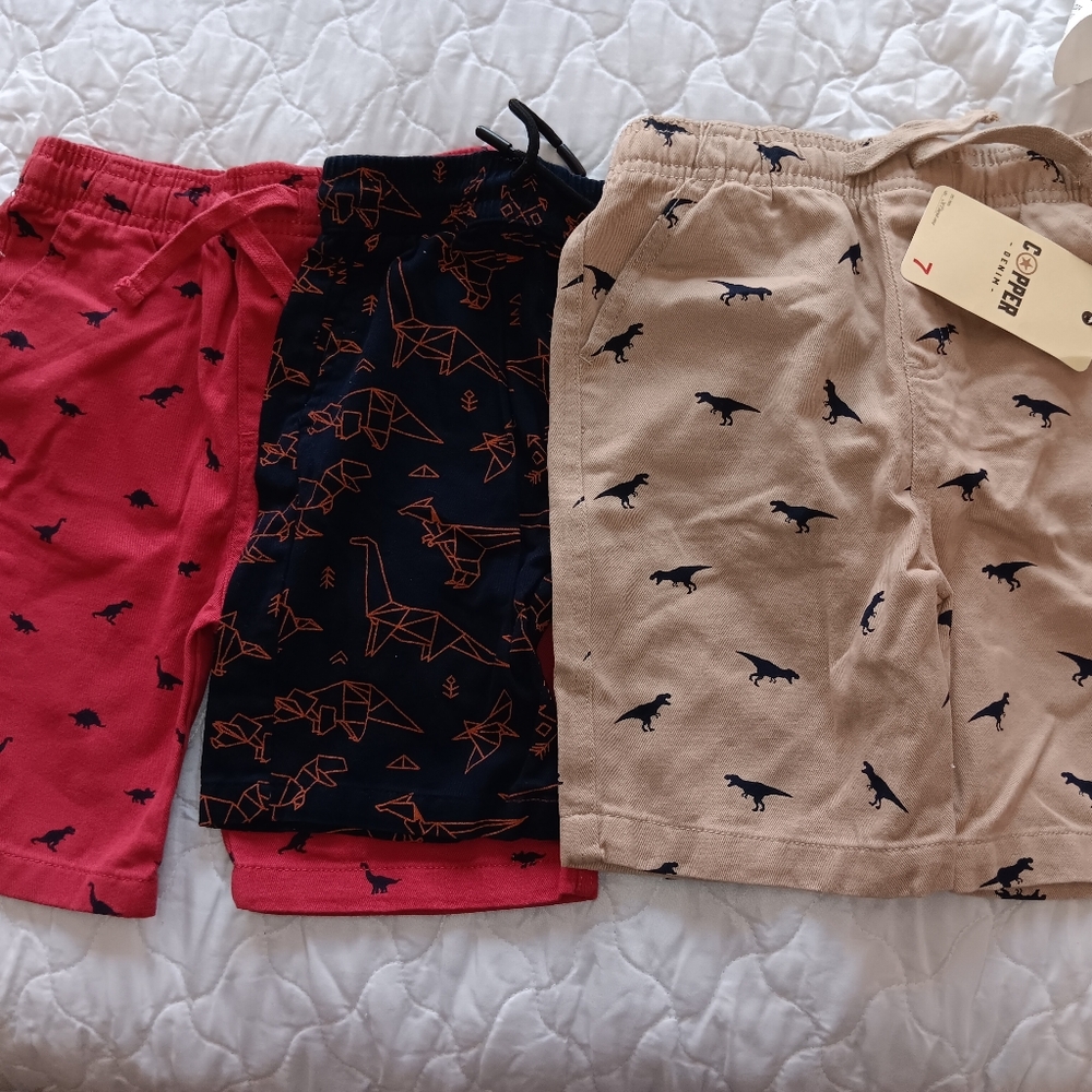 3 shorts for boys, size 7, blue, red and brown, Cooper brand